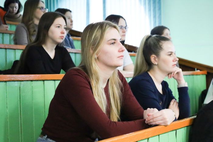АО «Органика» организовала цикл лекций для студентов фармацевтического факультета СибГМУ